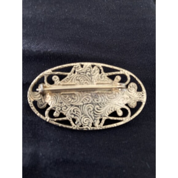 Vintage 1928 Oval Pink Porcelain Rose Brooch Gold tone Filigree Floral Pin - Picture 4 of 9